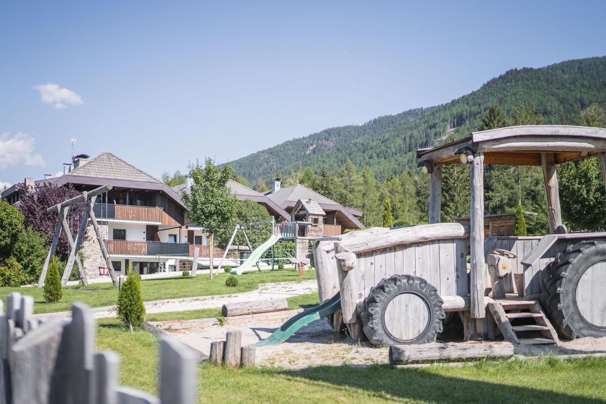 Family Aparthotel Winklwiese Olang Exterior foto