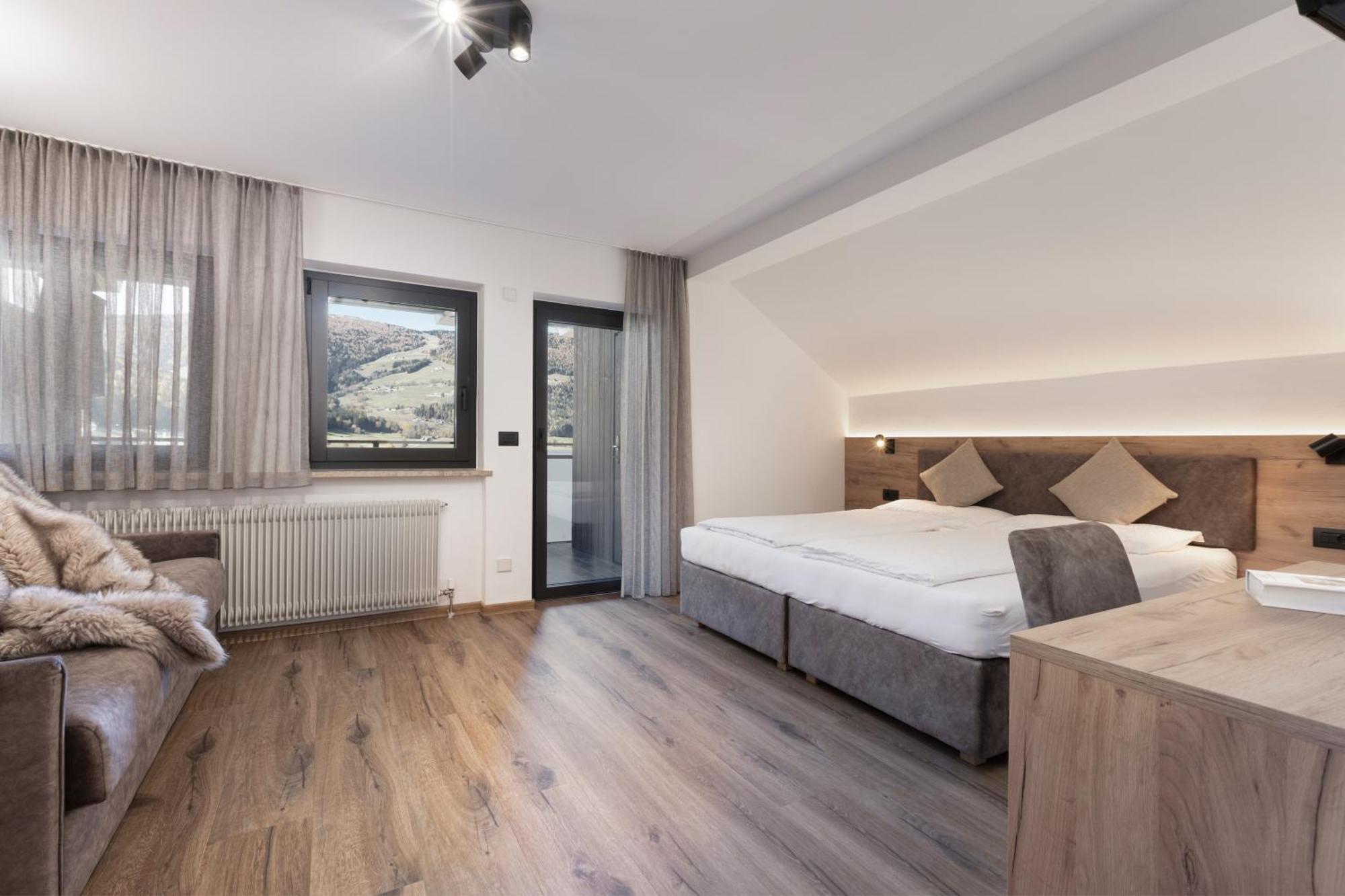 Family Aparthotel Winklwiese Olang Exterior foto